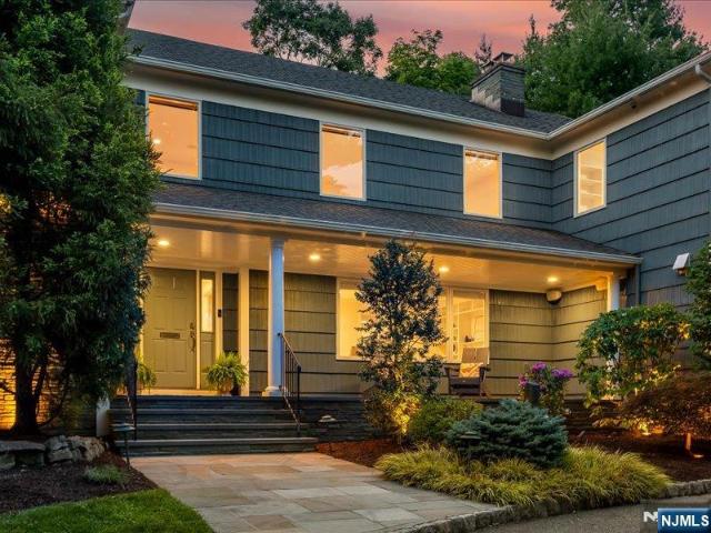 House for sale in Essex Fells, New Jersey