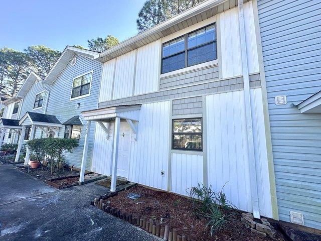 Townhouse for sale in Mary Esther, Florida