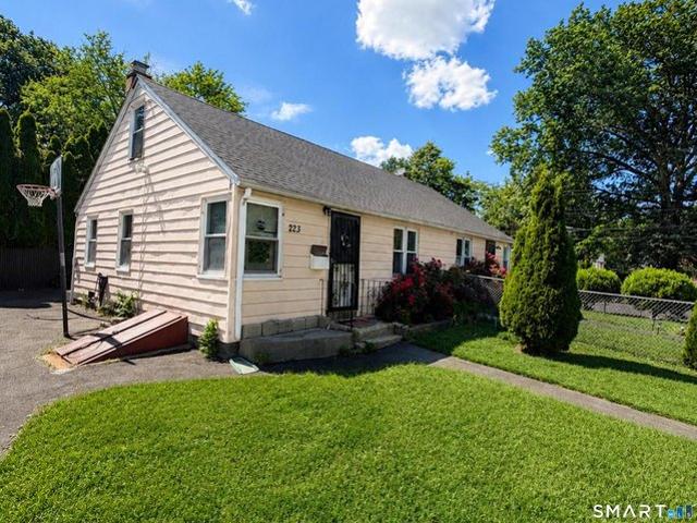 House for sale in Bridgeport, Connecticut