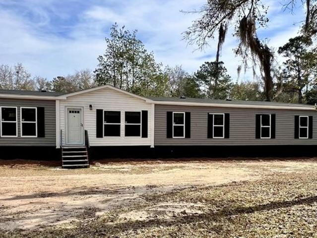 House for sale in White Oak, Georgia