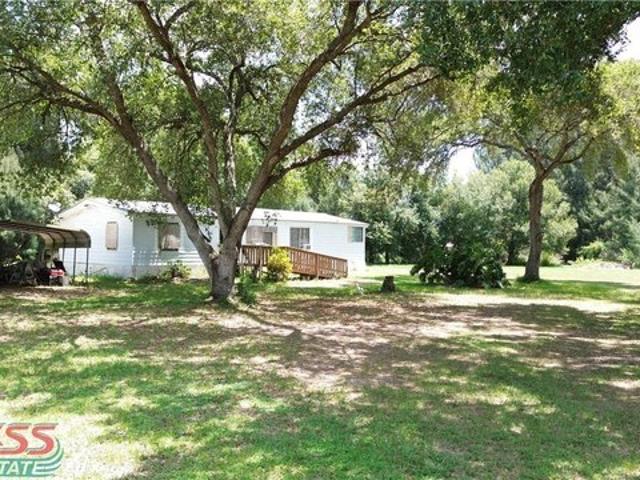 House for sale in Clewiston, Florida