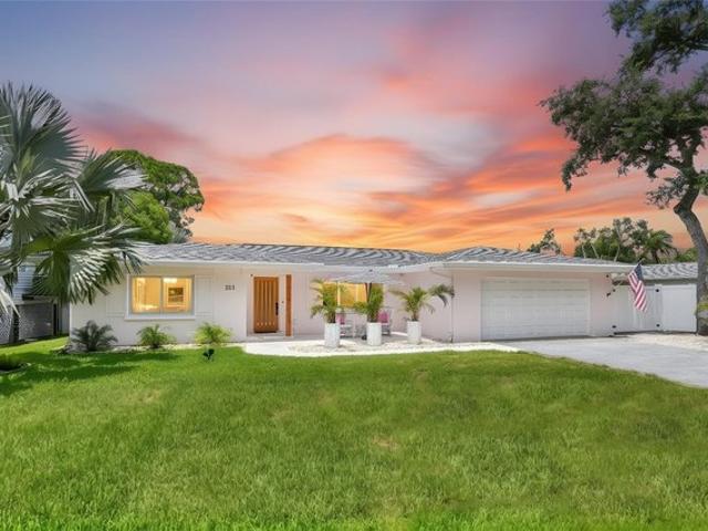 House for sale in Crystal Beach, Florida