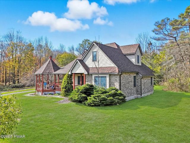 House for sale in Lake Como, Pennsylvania