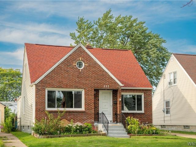 House for sale in Tonawanda, New York