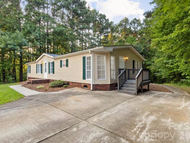 House for sale in Troutman, North Carolina