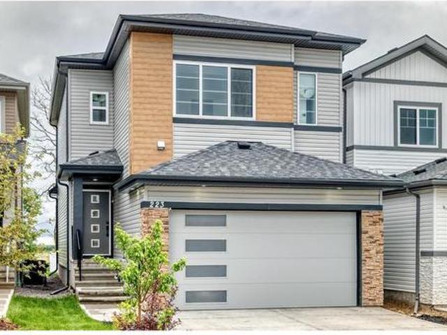 House for sale in Rolly View, Alberta
