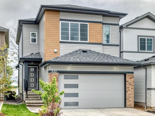 House for sale in Rolly View, Alberta