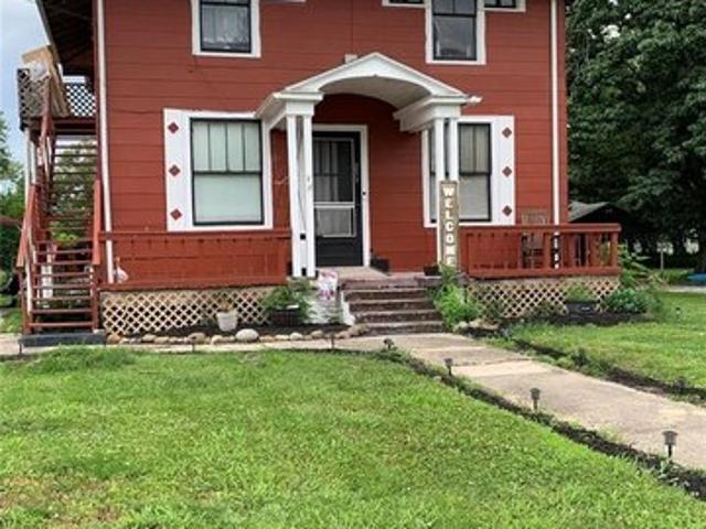House for sale in Perry, Illinois
