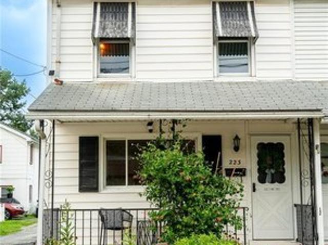 Townhouse for sale in Lehigh, Pennsylvania