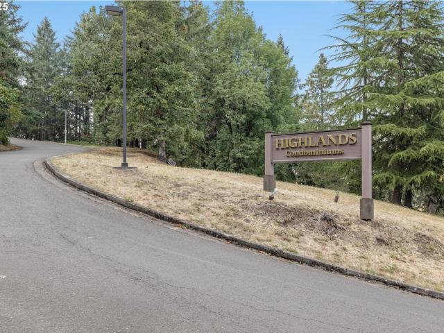 Condo for sale in Eugene, Oregon