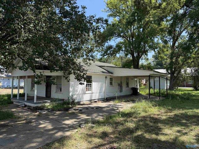 House for sale in Scottsboro, Alabama