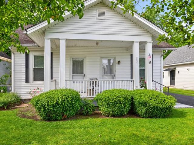 House for sale in Midway, Kentucky