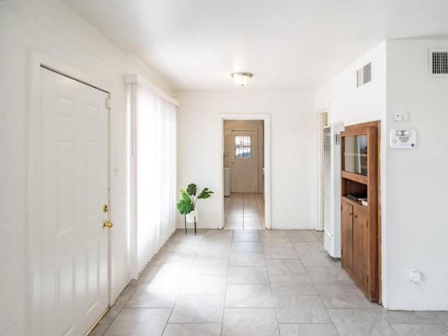 House for rent in Pomona