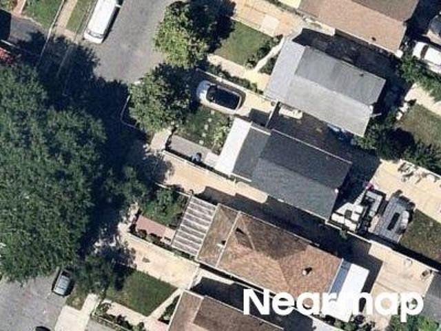 House for sale in Queens, Arverne