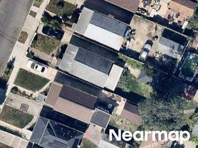 House for sale in Queens, Arverne