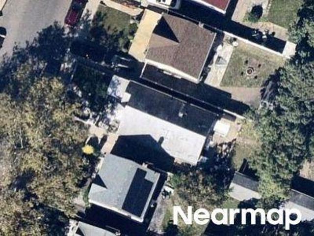 House for sale in Queens, Arverne