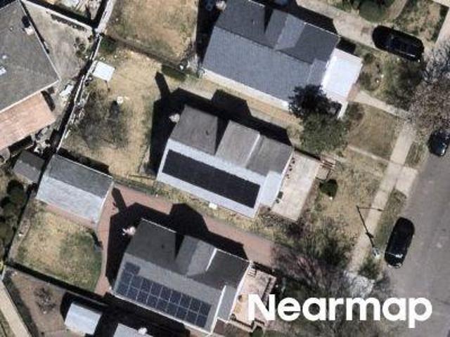 House for sale in Queens, Arverne