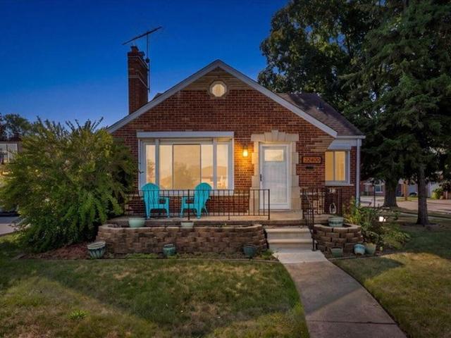 House for sale in Eastpointe, Michigan