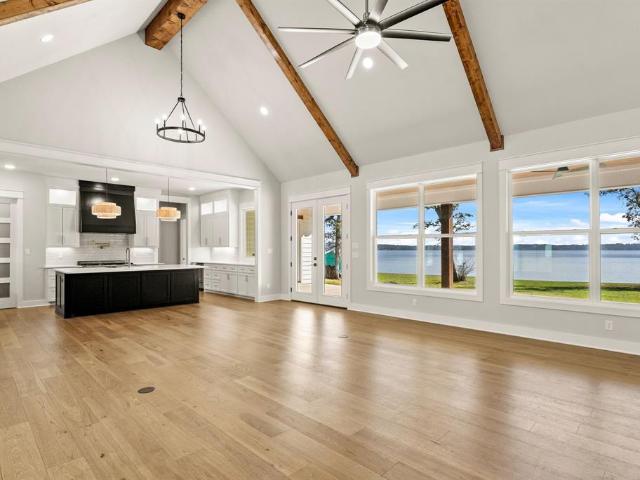 House for sale in Henderson, Texas