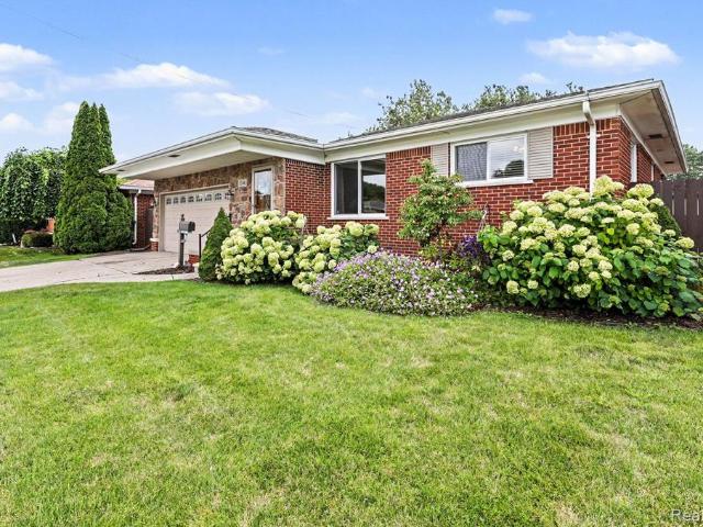 House for sale in Saint Clair Shores, Michigan