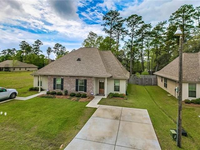 House for sale in Mandeville, Louisiana
