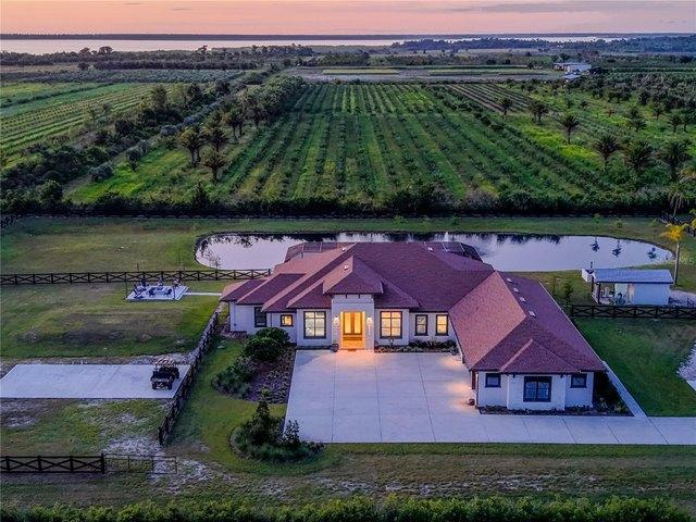 House for sale in Oviedo, Florida