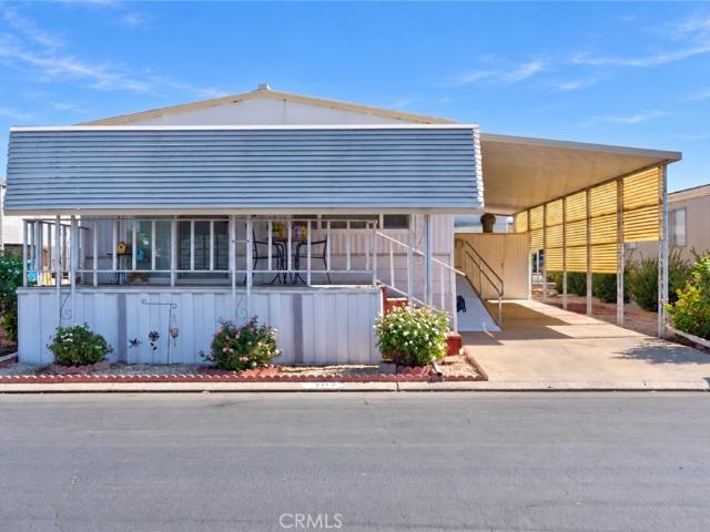 House for sale in Sierra Portal Mobile Estates, Merced