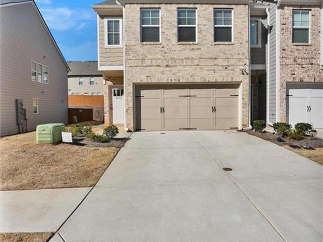 Townhouse for sale in Lithonia