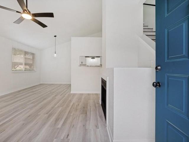 Condo for sale in Carrollton, Texas