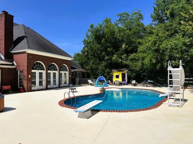 House for sale in Ark