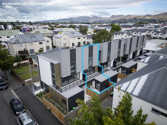 Townhouse for sale in Heathcote, Canterbury