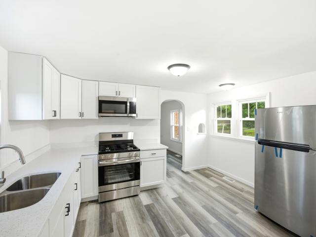House for sale in Mchenry, Illinois