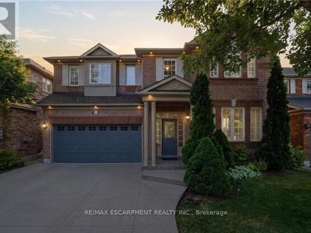 House for sale in Oakville, Golden Horseshoe