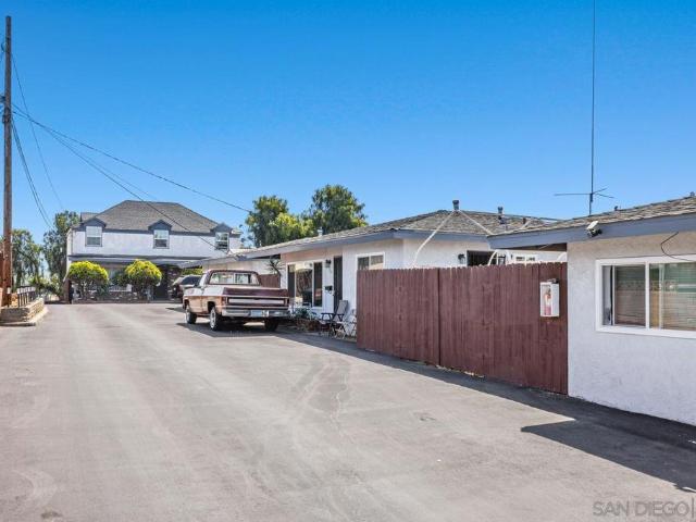 Commercial for sale in Lincoln Acres, California