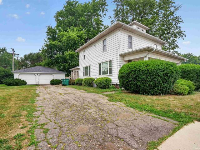 House for sale in Woodburn, Allen County