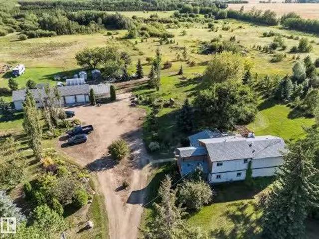 House for sale in Alberta
