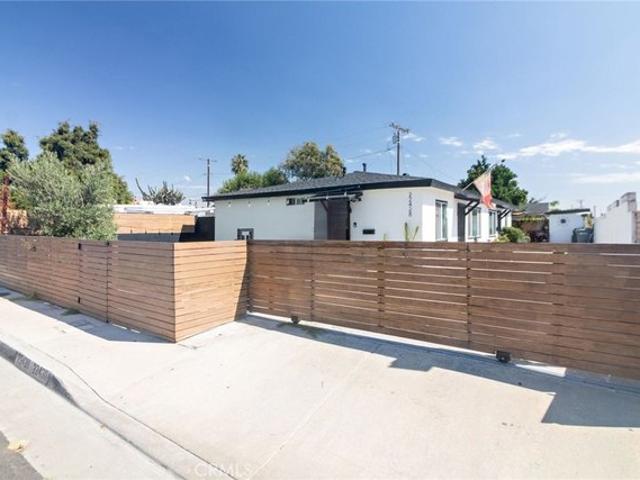 House for sale in Hawaiian Gardens, California