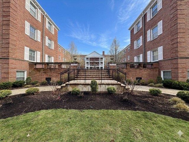 Condo for sale in Evanston, Illinois