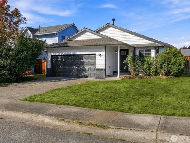 House for sale in Spanaway, Pierce County