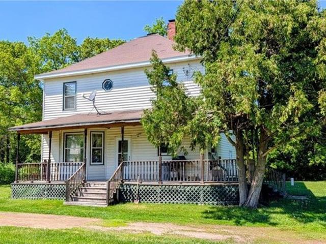 House for sale in Mahnomen, Minnesota
