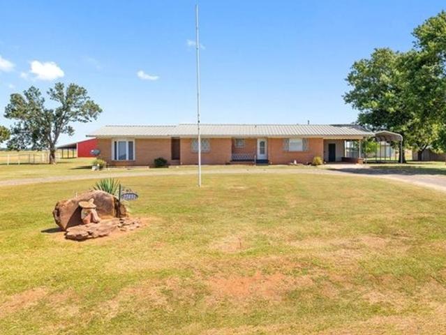 House for sale in Maysville, Oklahoma