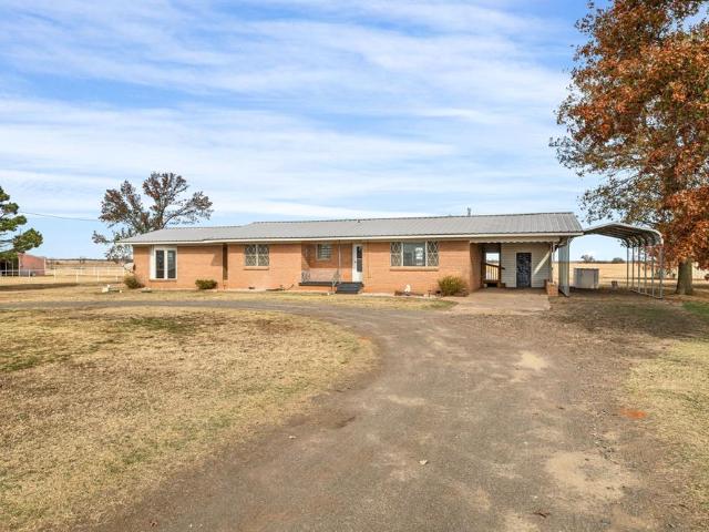 House for sale in Maysville, Oklahoma