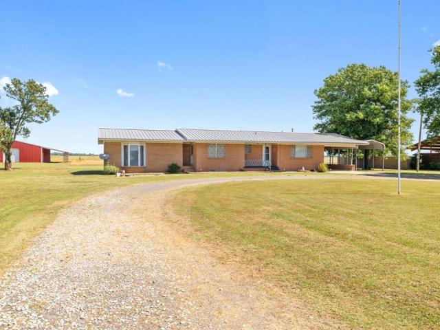 House for sale in Maysville, Oklahoma