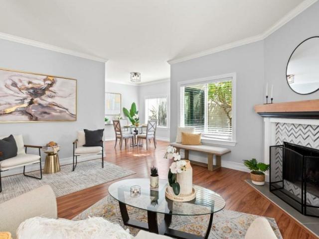 Townhouse for rent in San Mateo