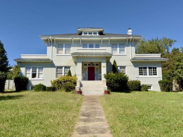 House for sale in Weaver Heights, Roanoke