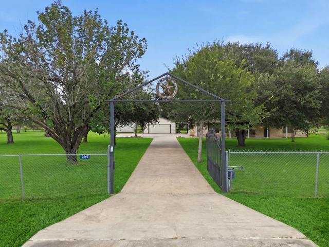 House for sale in Sealy, Texas