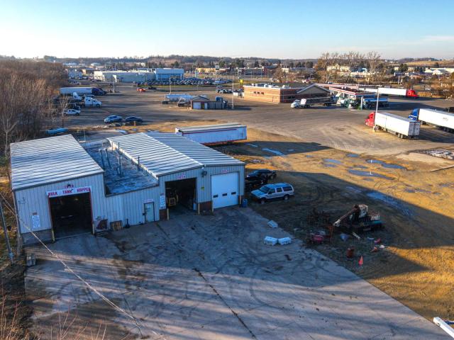 Commercial for sale in Clinton, Iowa