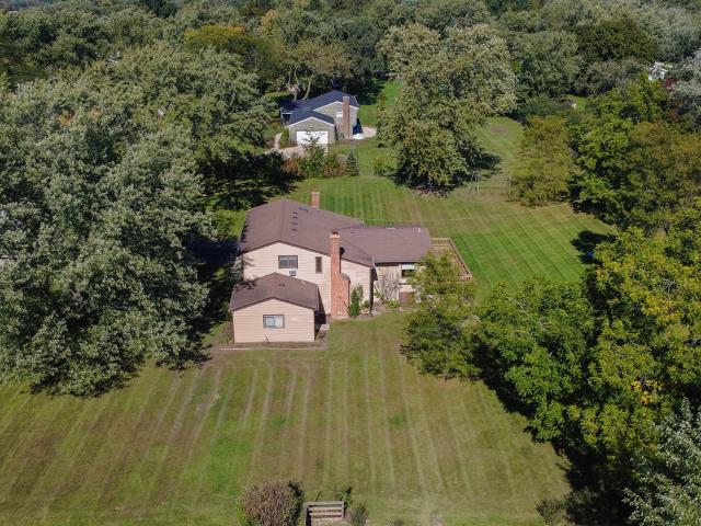 House for sale in Green Oaks, Lake County