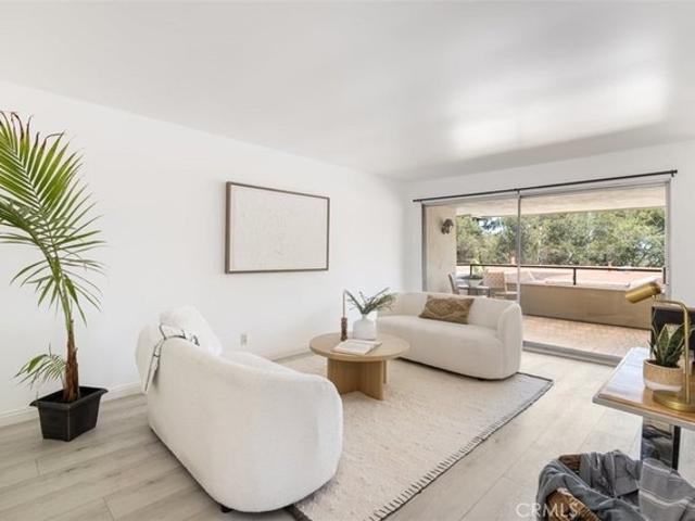 Condo for sale in Laguna Hills, California