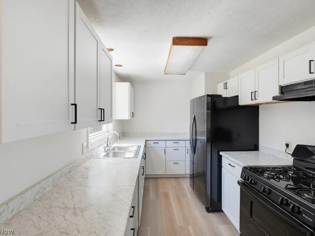 House for sale in Summit, Ohio